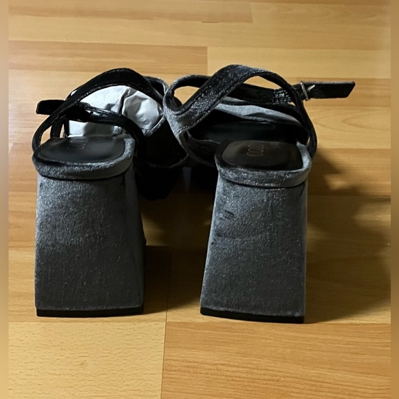 Gray Velvet Coconuts By Matisse/Block Heel Robin Platform Sandals Size 7 NWOT - Picture 9 of 11